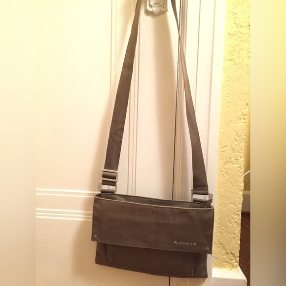 Sherpani Crossbody Olive with Orange Accents Multi Pockets Cloth - Picture 2 of 15